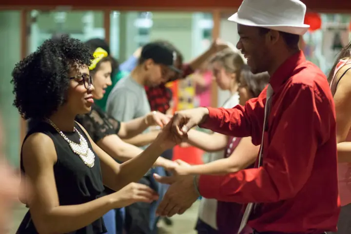 Affiche de Stage intensif Salsa Cubaine débutant · Salseros de Hoy · Vernier-Genève (17 → 20 août)